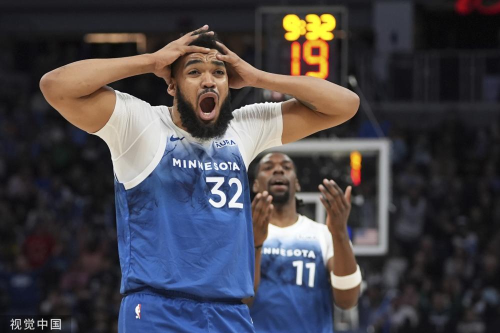 篮球的影子 篮球的影子