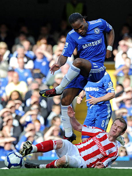 并在进攻端 并在进攻端